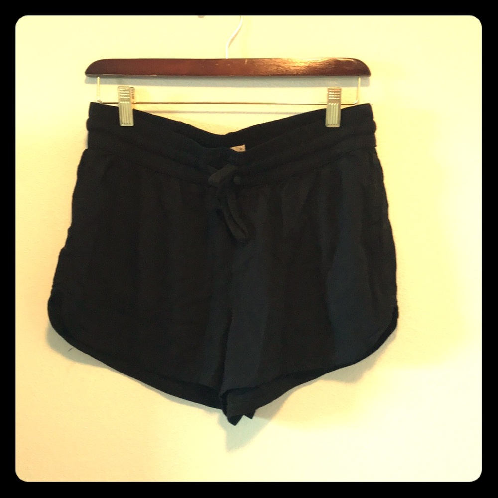 Aritzia Black shorts